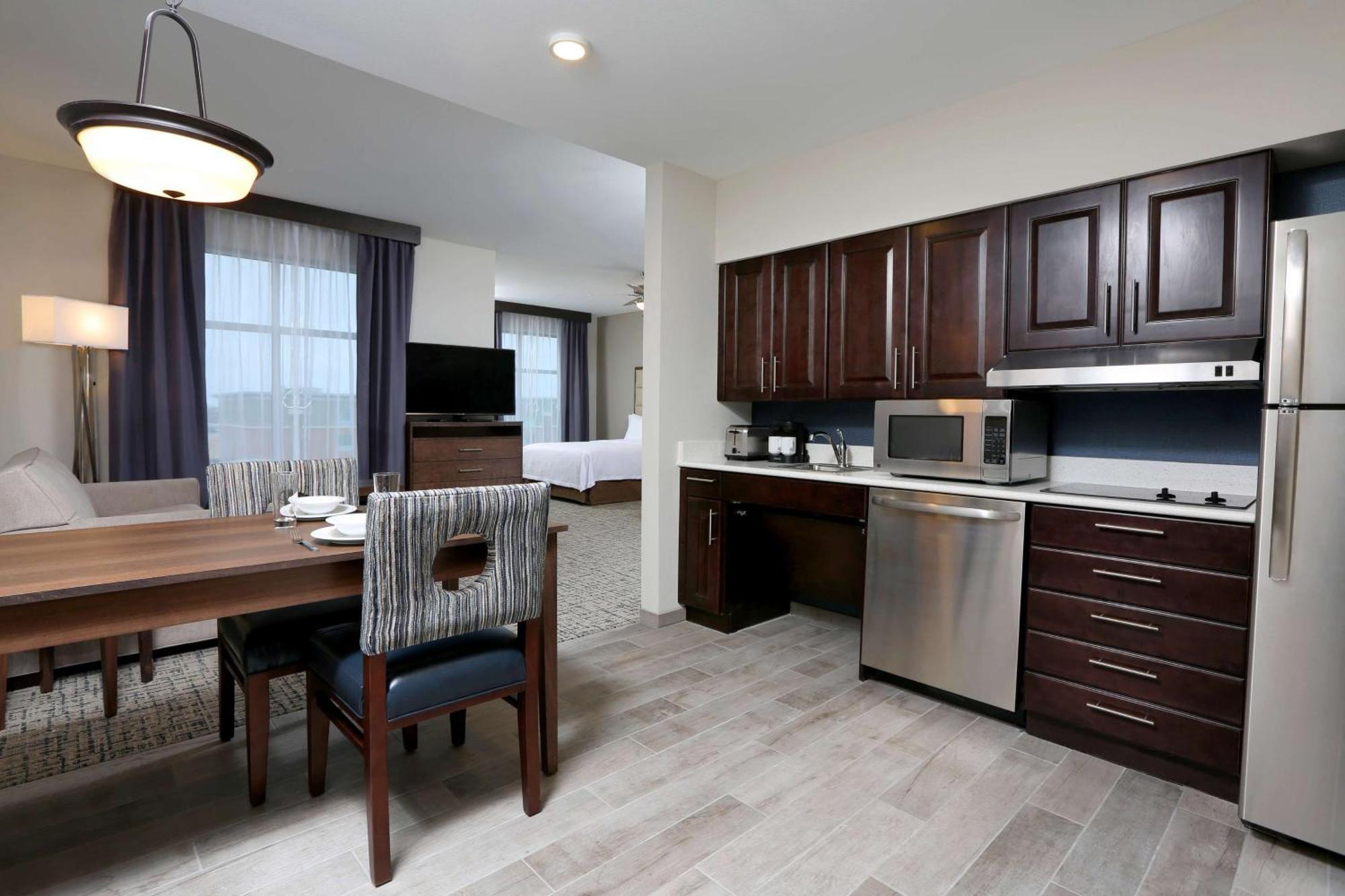 Homewood Suites By Hilton West Fargo/Sanford Medical Center Exterior foto