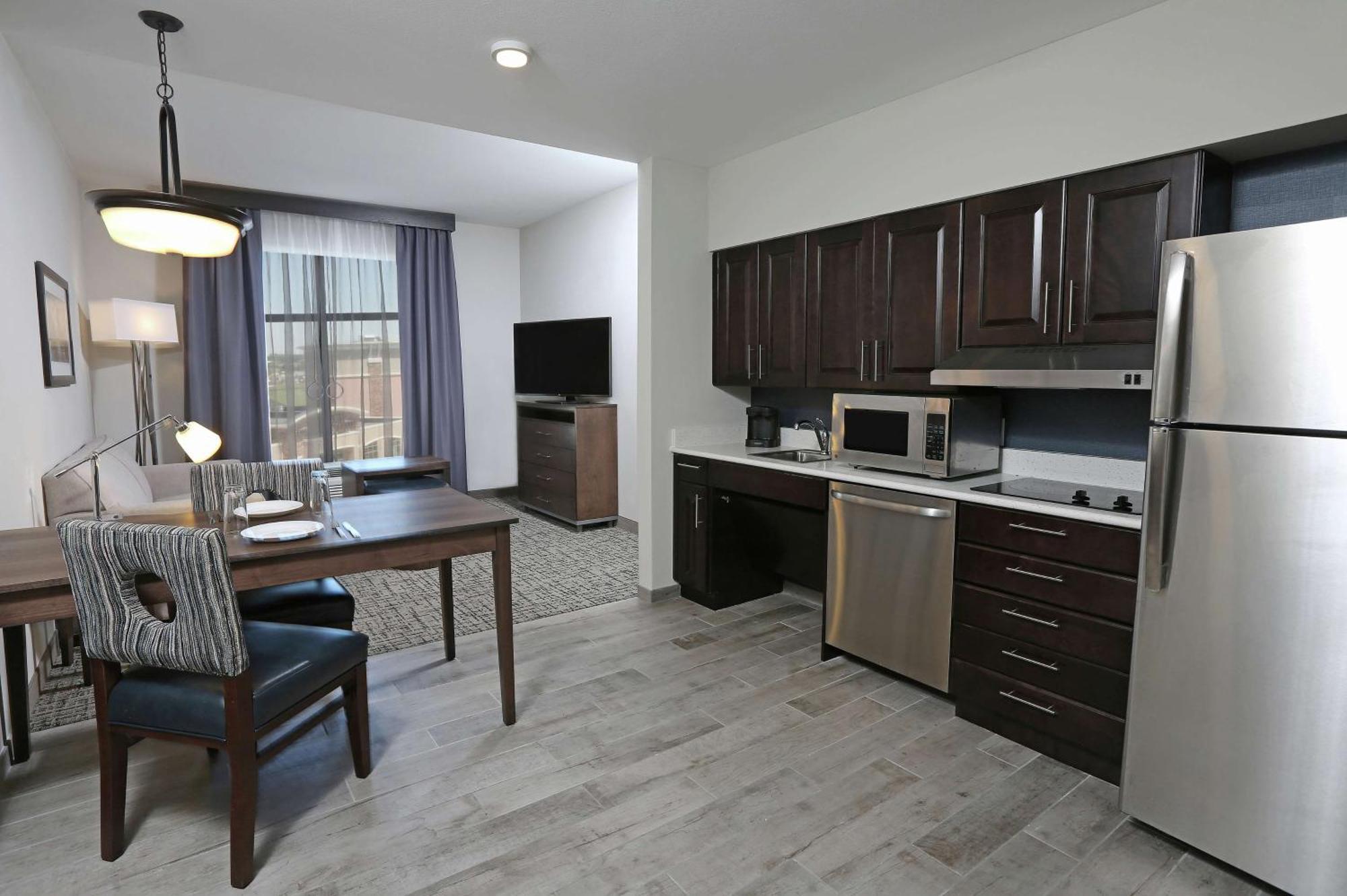 Homewood Suites By Hilton West Fargo/Sanford Medical Center Exterior foto