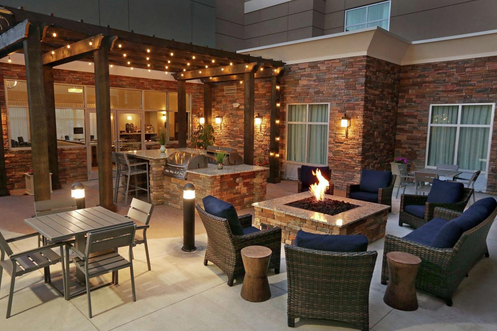 Homewood Suites By Hilton West Fargo/Sanford Medical Center Exterior foto